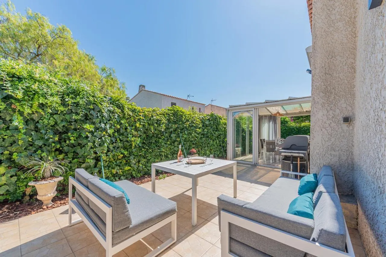Maison Cosy Avec Petite Piscine Six-Fours-les-Plages 0*,  France